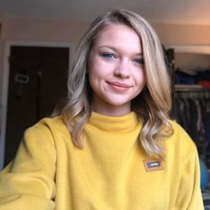 Meet your Posher, Alexandra